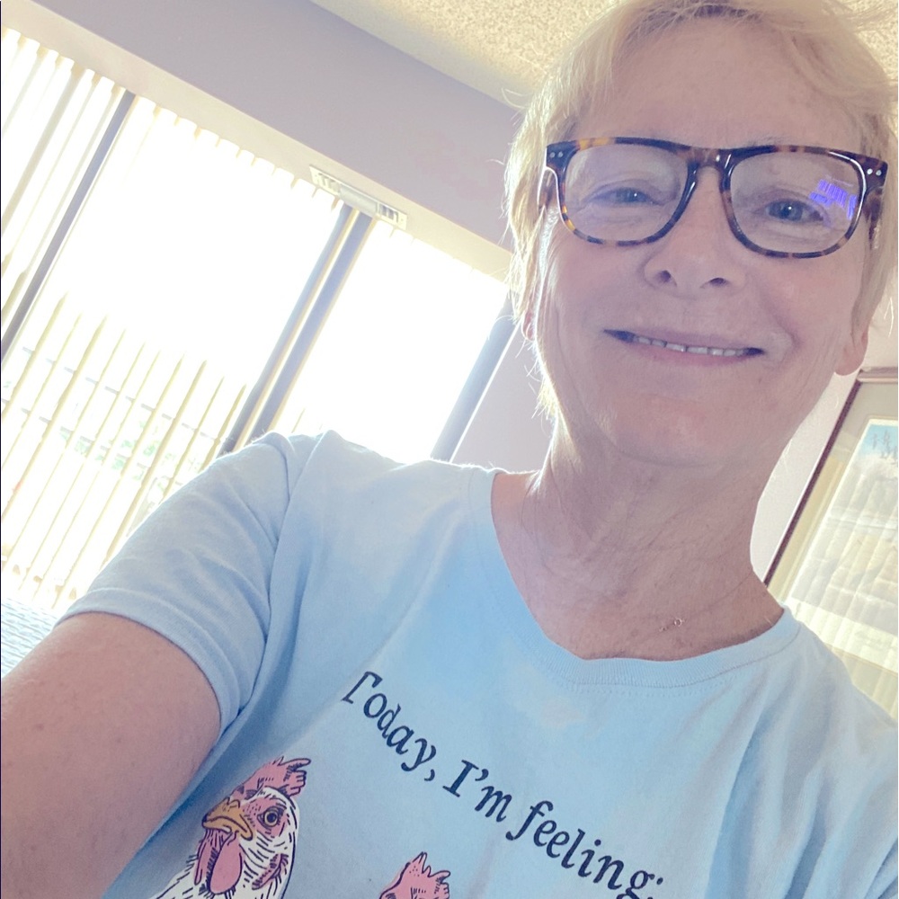 Meet your Posher, Renee